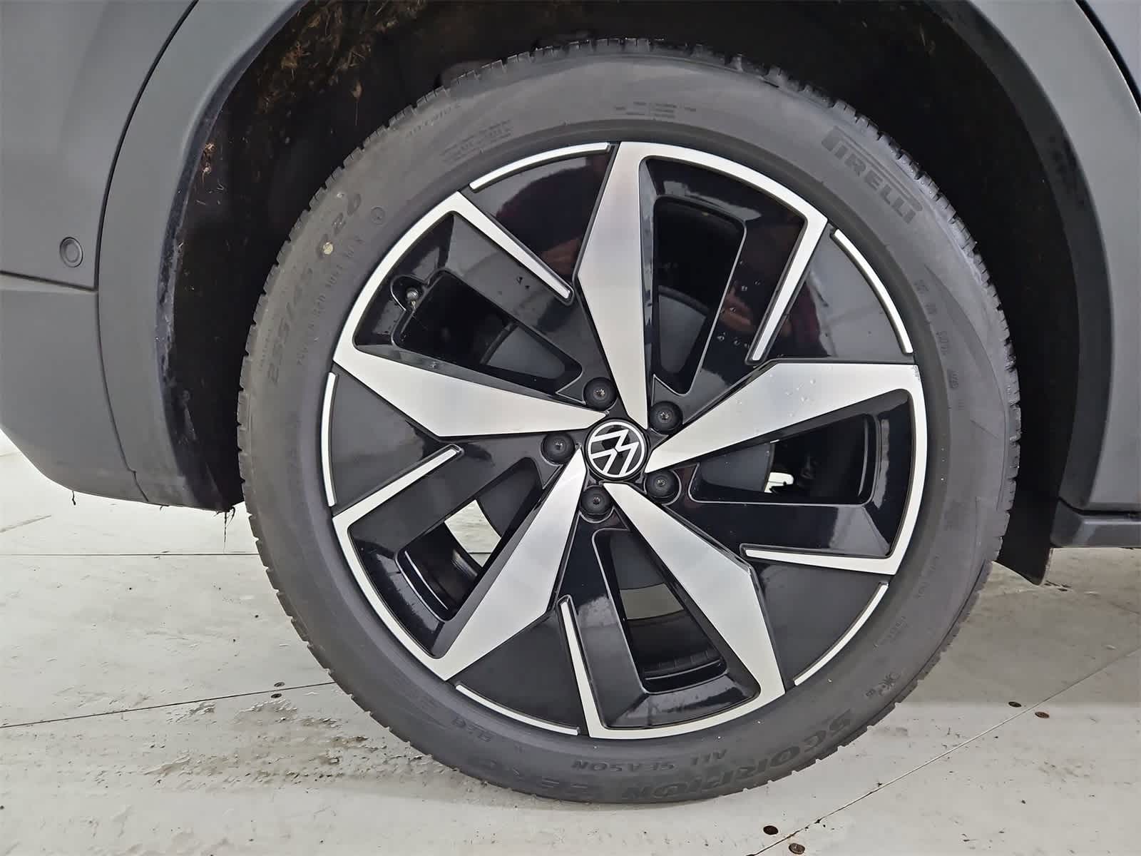 Thumbnail: 2023 Volkswagen ID.4 - 13