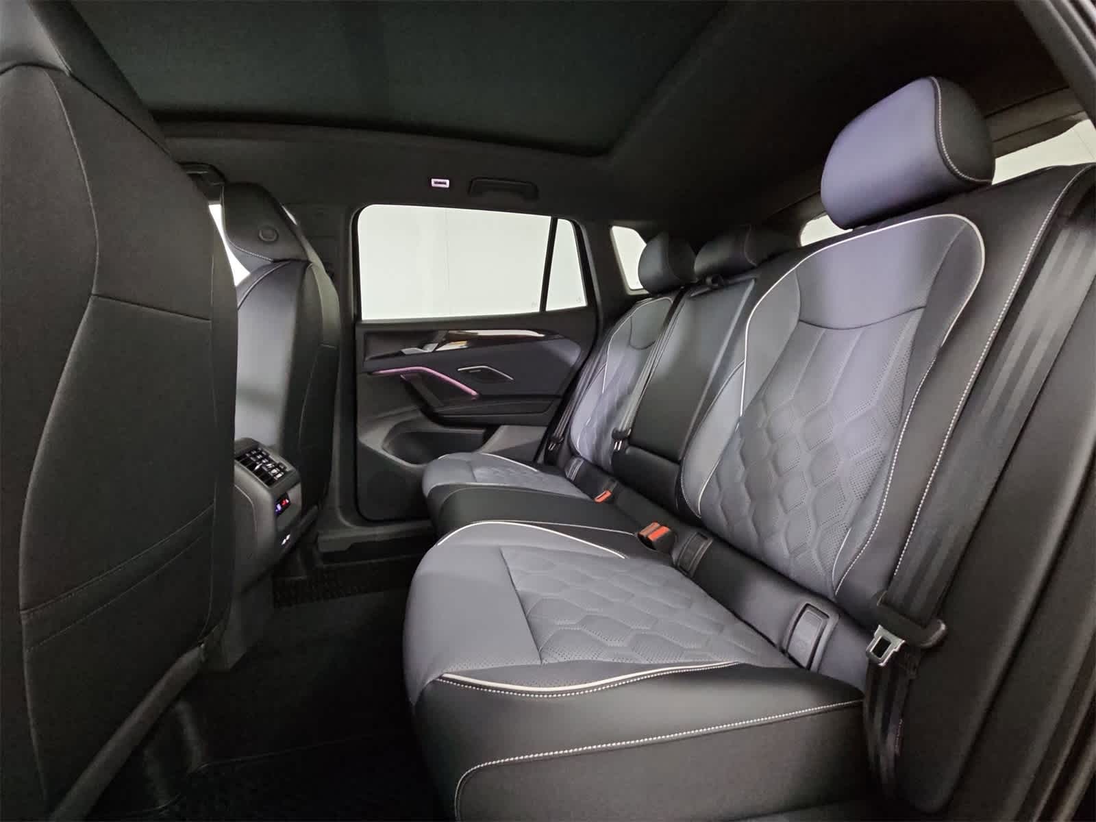 Thumbnail: 2026 Volkswagen Tiguan - 20