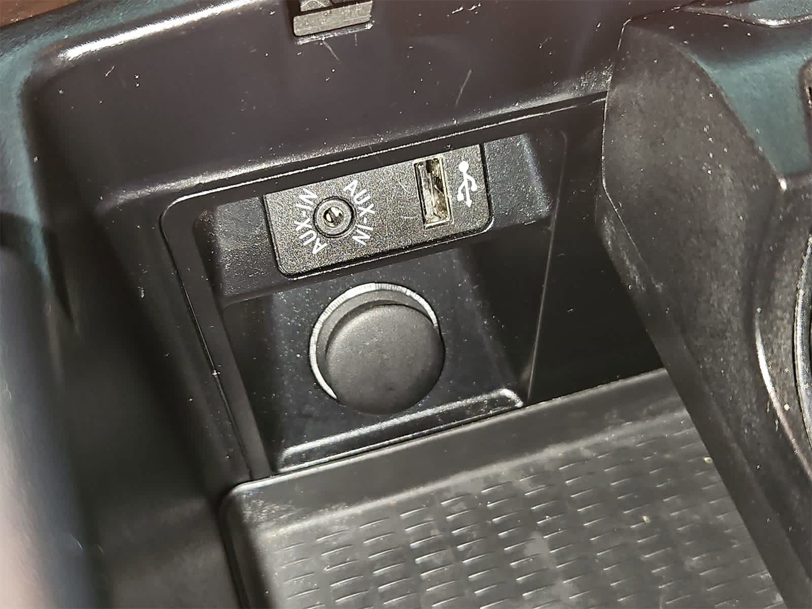 Thumbnail: 2013 BMW X5 - 33