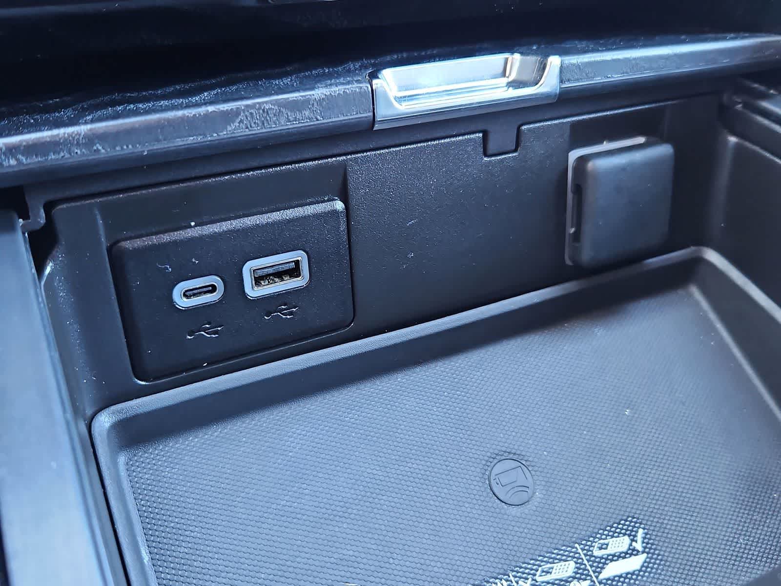 Thumbnail: 2023 GMC Yukon - 30