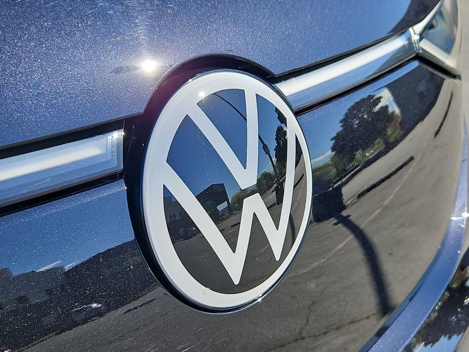 Thumbnail: 2025 Volkswagen ID.Buzz - 11