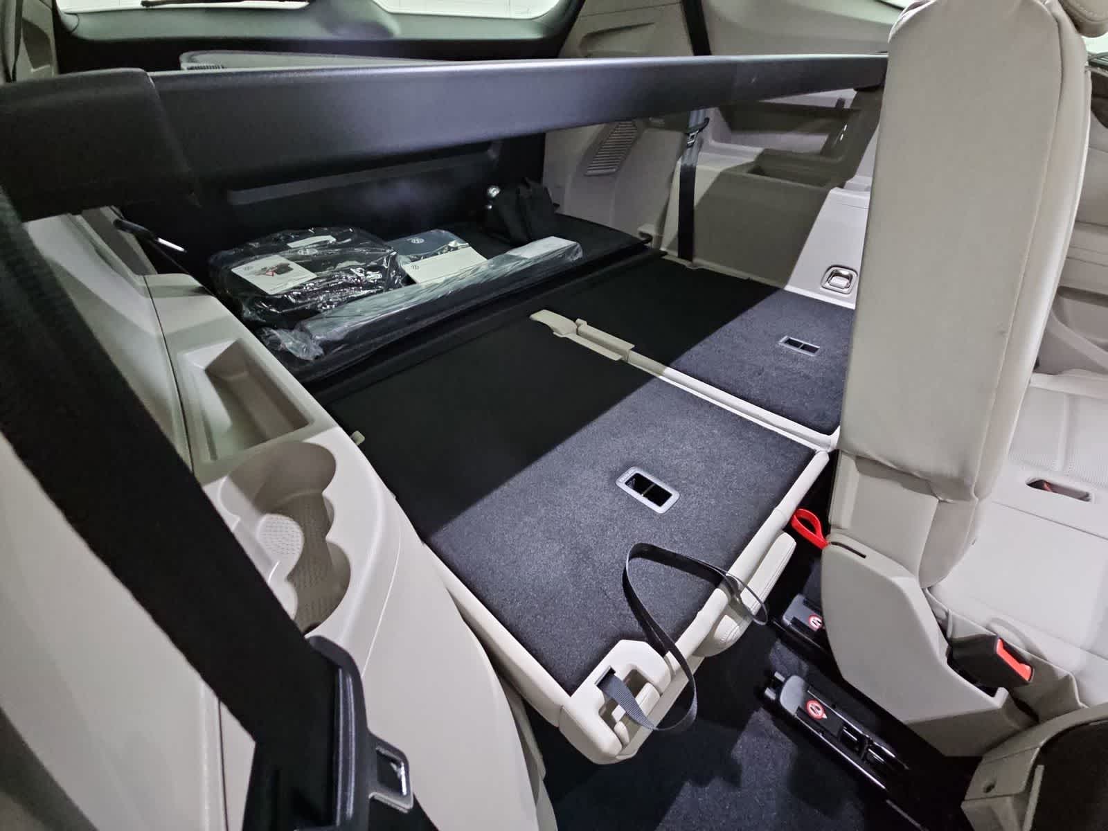 Thumbnail: 2026 Volkswagen Atlas - 40