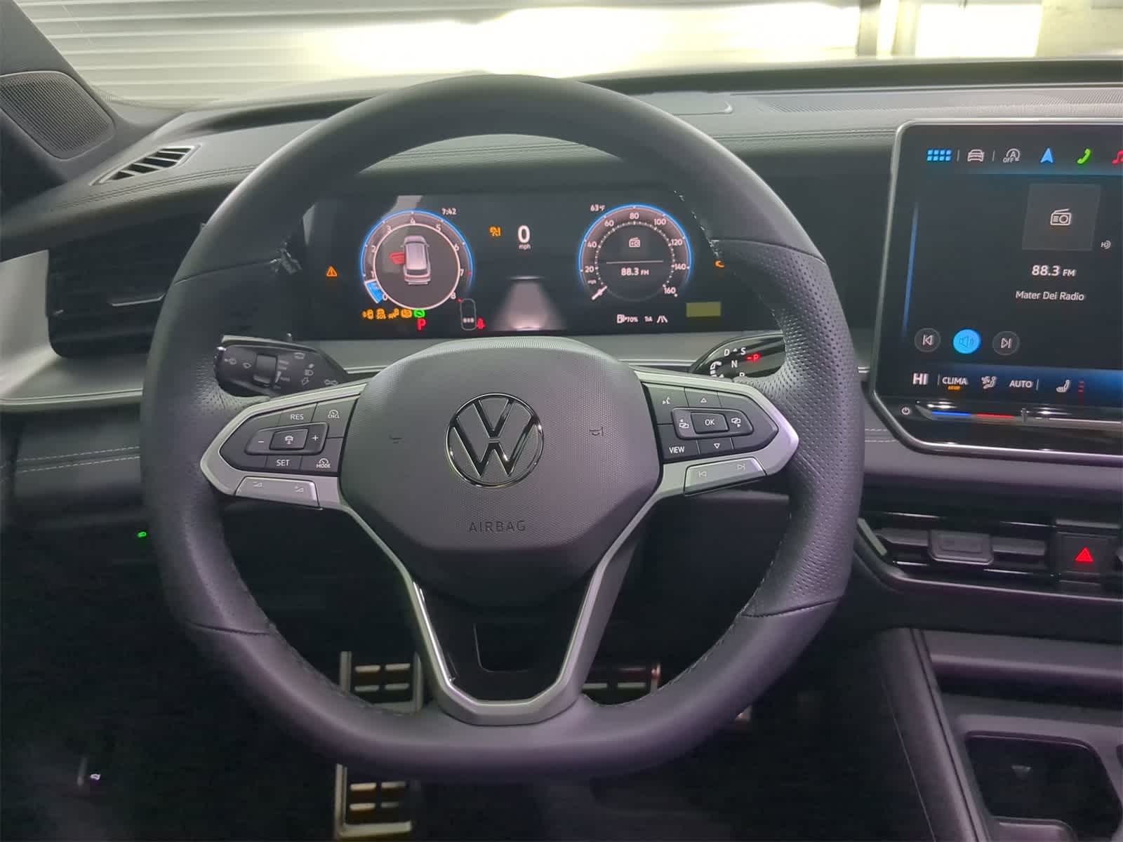 Thumbnail: 2025 Volkswagen Tiguan - 24