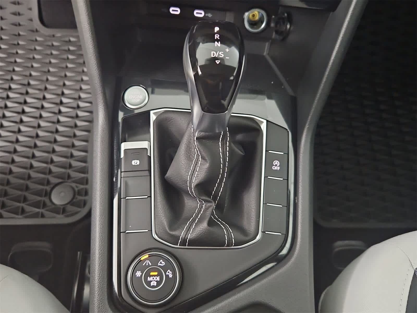 Thumbnail: 2025 Volkswagen Taos - 31