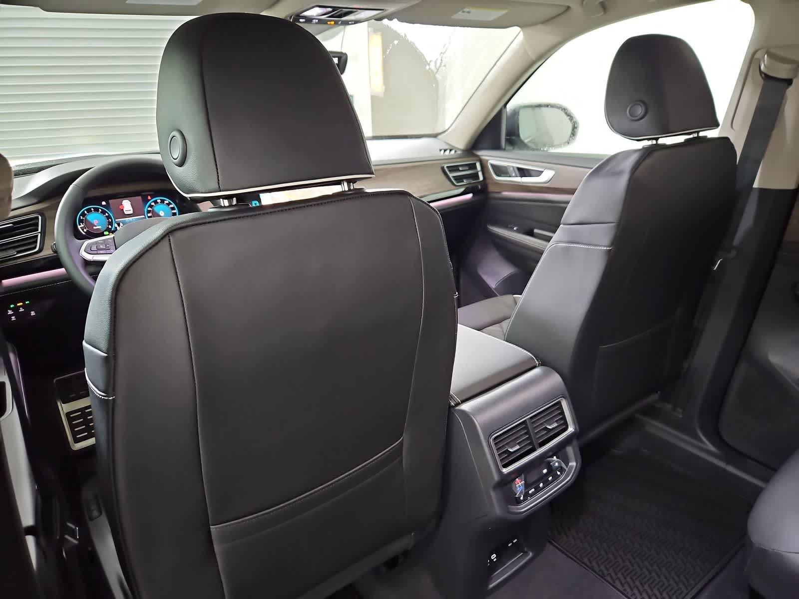 Thumbnail: 2026 Volkswagen Atlas - 18