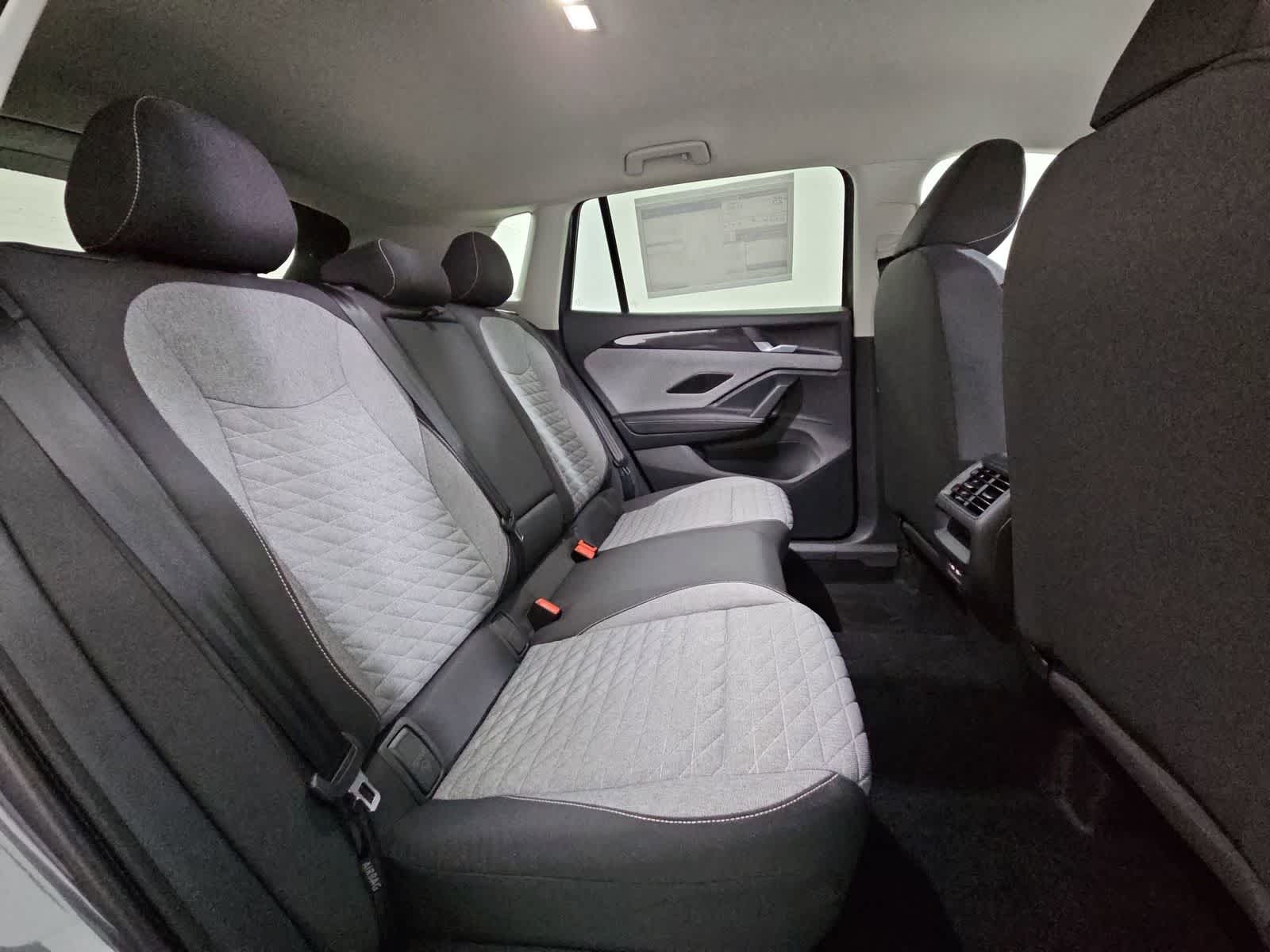 Thumbnail: 2026 Volkswagen Tiguan - 20