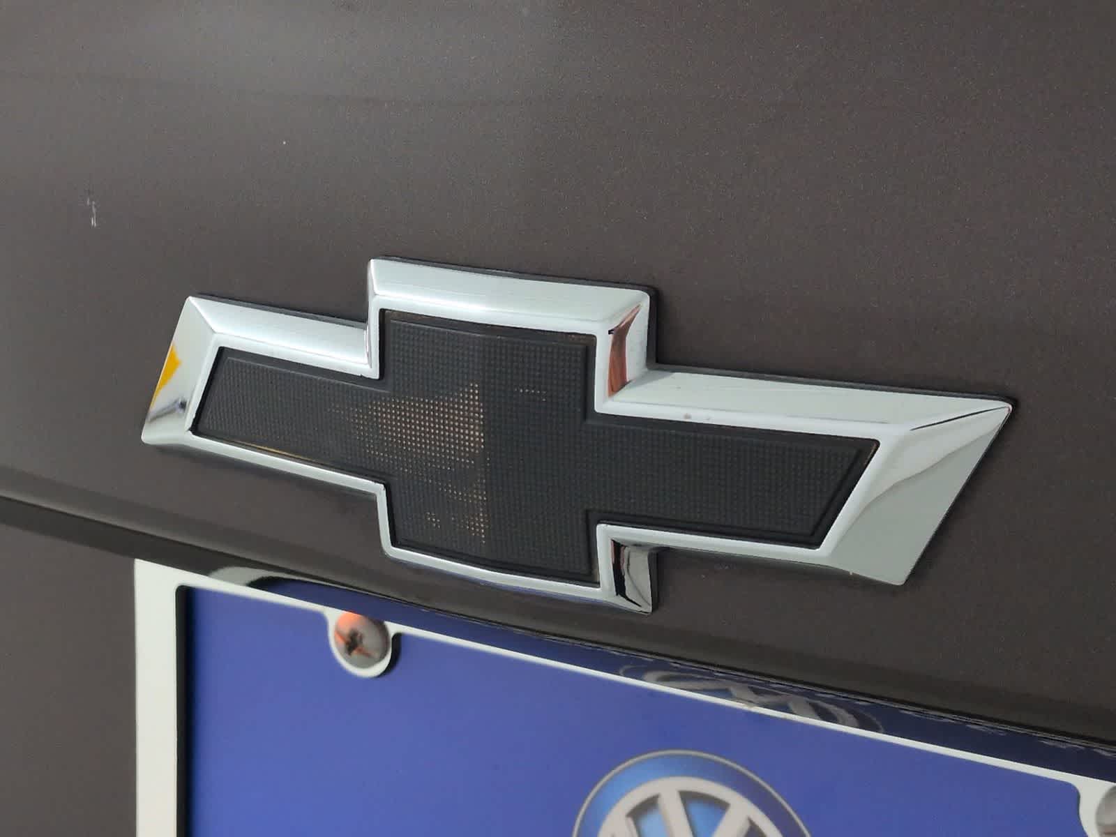 Thumbnail: 2020 Chevrolet Equinox - 10