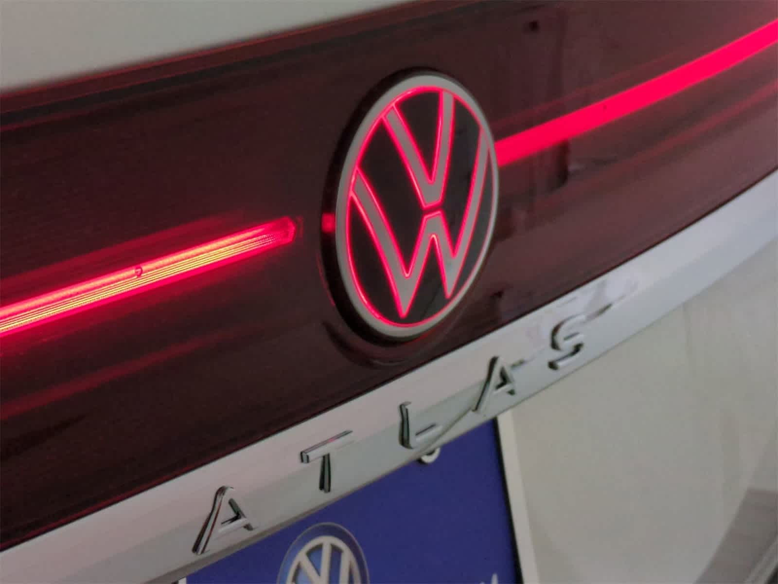 Thumbnail: 2025 Volkswagen Atlas - 12