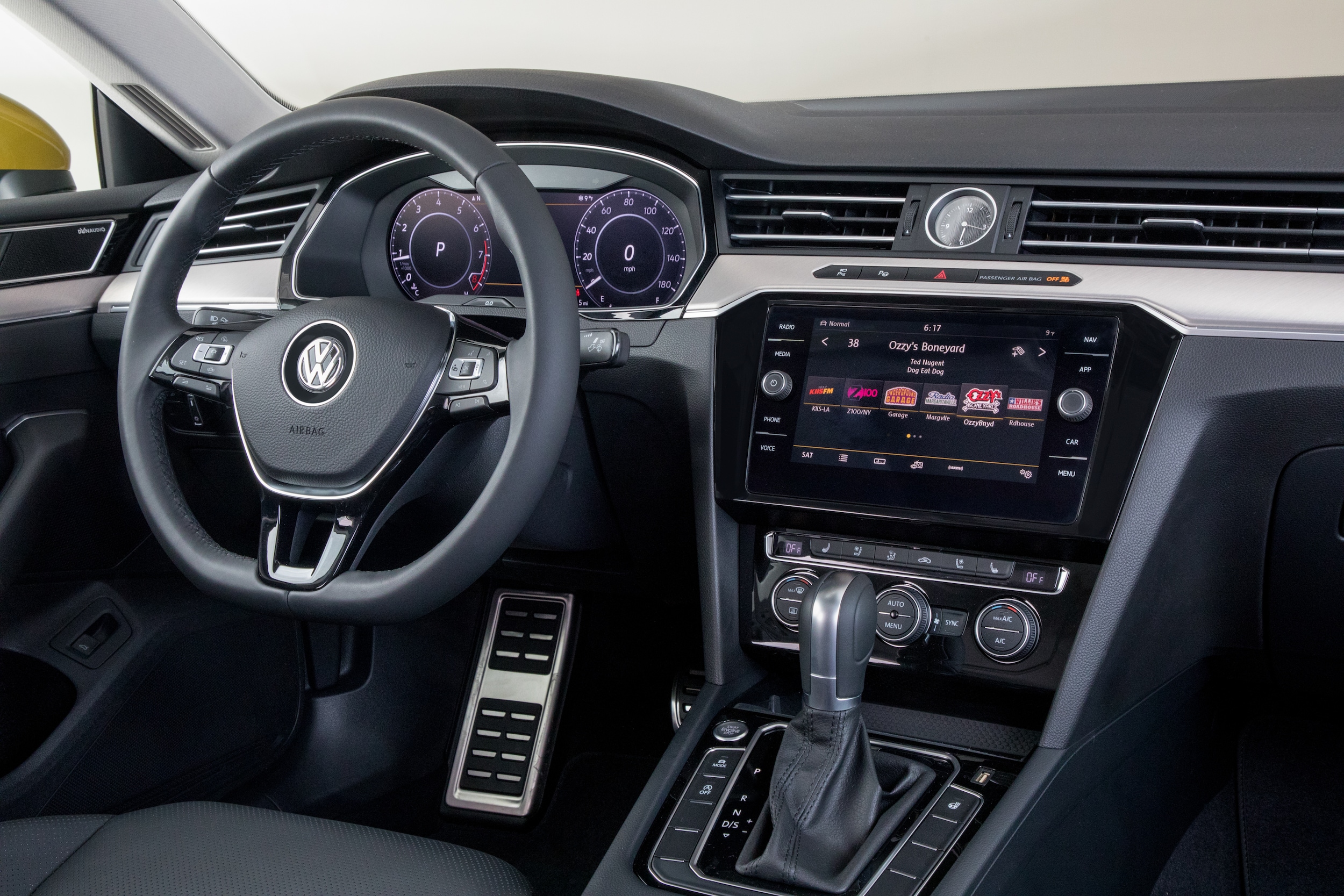 Volkswagen Arteon 2.jpg
