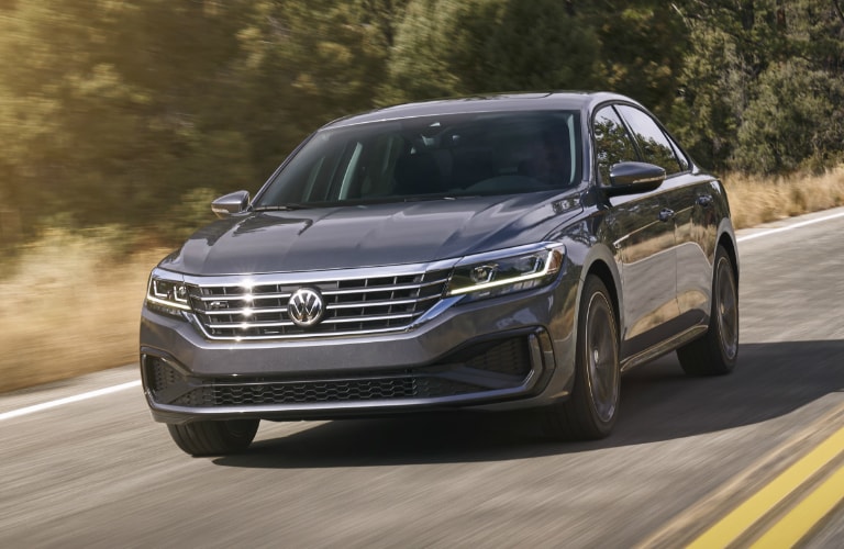2020 Volkwagen Passat.jpg