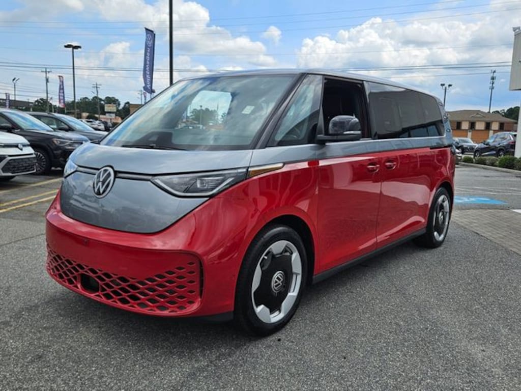 New 2025 Volkswagen ID. Buzz Pro S Plus Minivan/Van