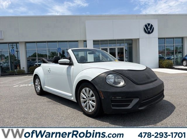 2017 Volkswagen Beetle 1.8T S Conv. auto's photo