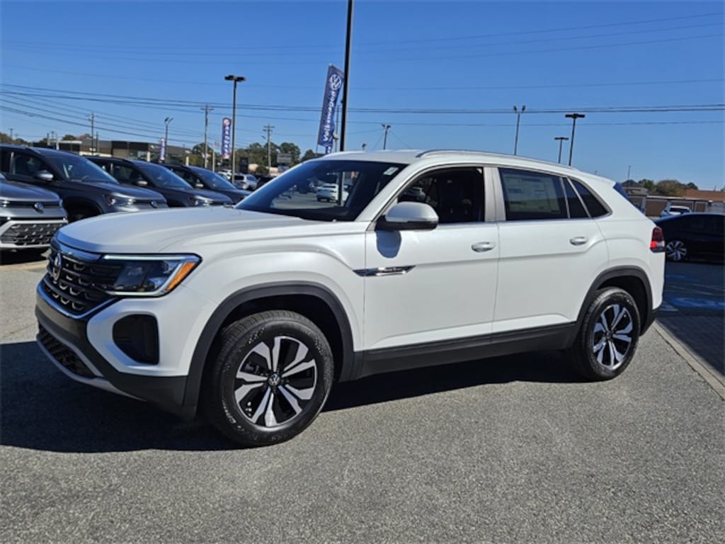 New 2026 Volkswagen Atlas Cross Sport 2.0T SE SUV