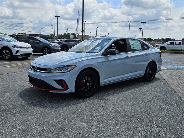 2025 Volkswagen Jetta GLI 2.0T Autobahn photo 3