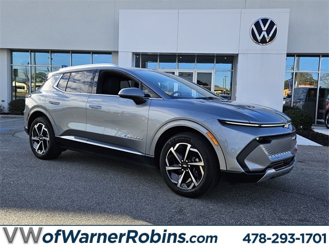 2025 Chevrolet Equinox EV LT's photo