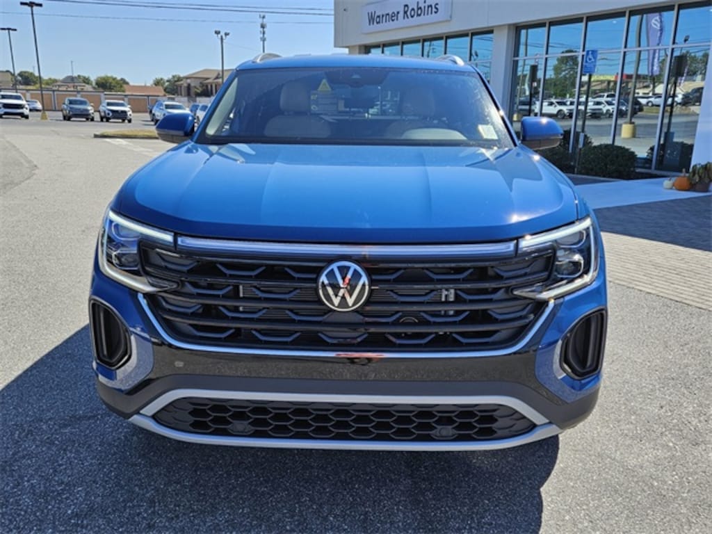New 2026 Volkswagen Atlas Cross Sport 2.0T SE SUV