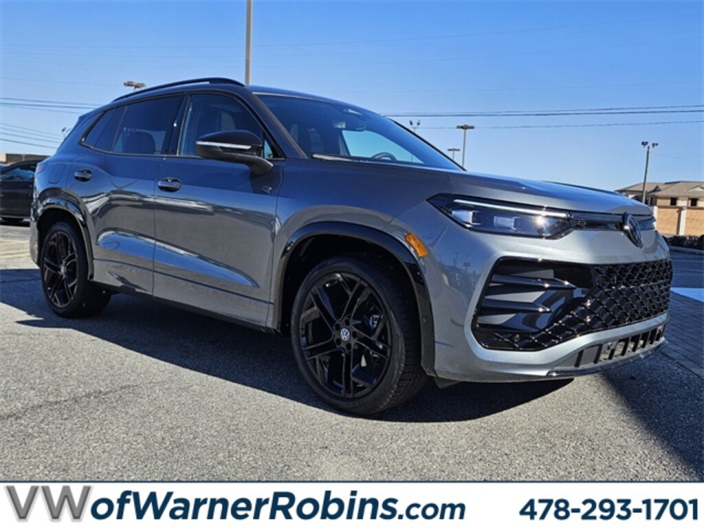 New 2026 Volkswagen Tiguan 2.0T SE R-Line Black SUV