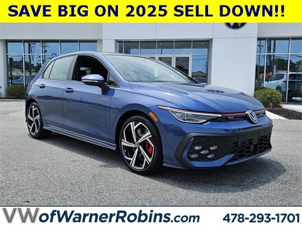 2025 Volkswagen Golf GTI 2.0T SE Hatchback