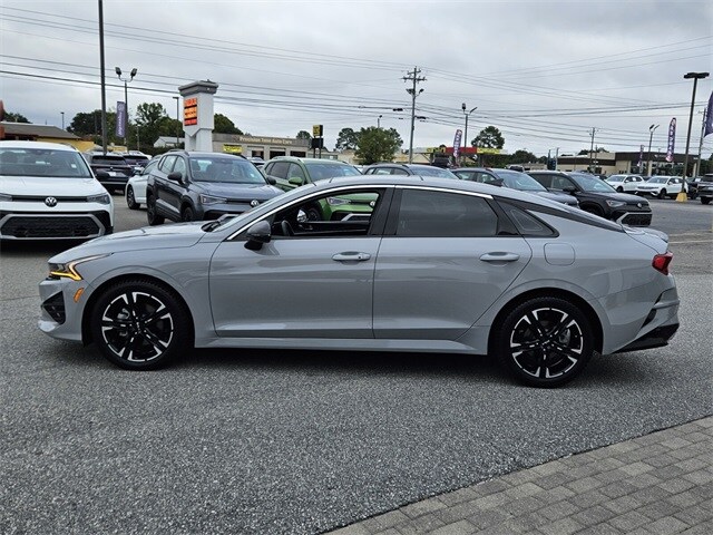 2024 Kia K5 GT-Line photo 4