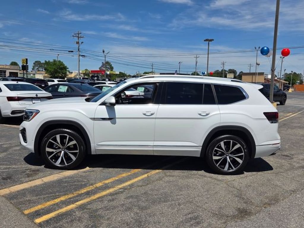 New 2026 Volkswagen Atlas 2.0T SEL Premium R-Line SUV