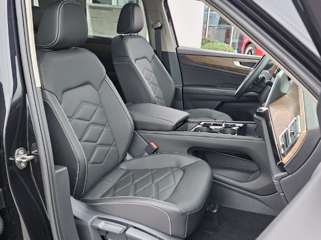 2026 Volkswagen Atlas SE w/Tech - Photo 18