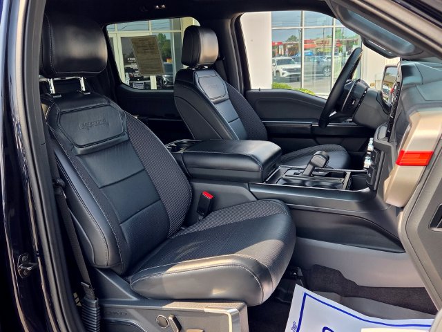 2022 Ford F-150 Raptor - Photo 16