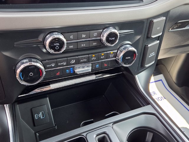 2022 Ford F-150 Raptor - Photo 23