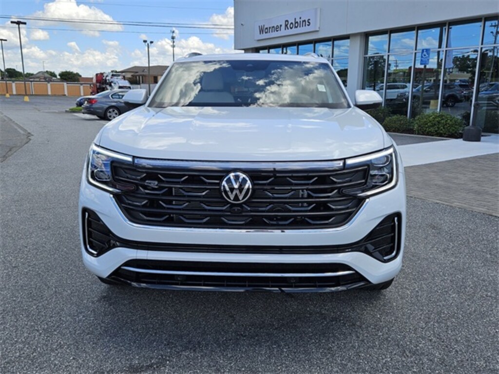 New 2025 Volkswagen Atlas Cross Sport 2.0T SEL Premium R-Line SUV