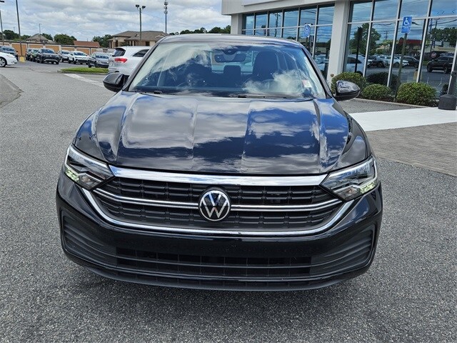 2024 Volkswagen Jetta 1.5T SE photo 2