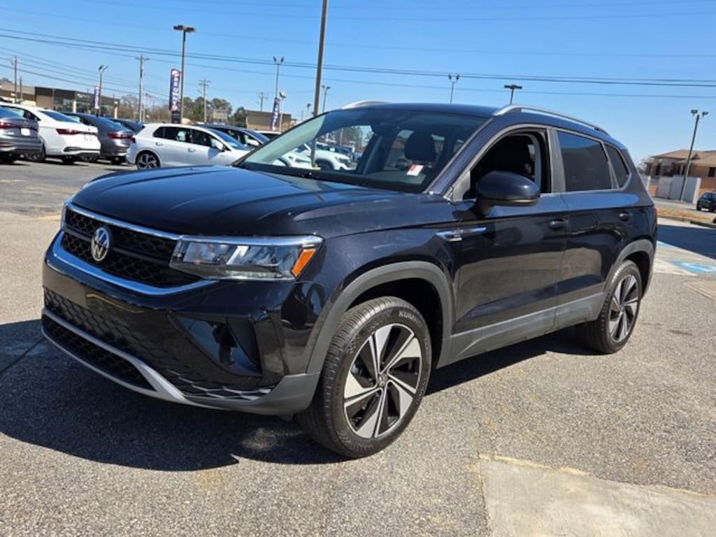 Used 2024 Volkswagen Taos 1.5T SE SUV