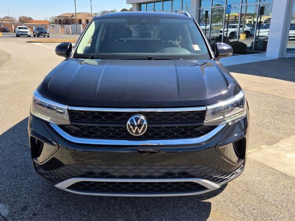 Used 2024 Volkswagen Taos 1.5T SE SUV