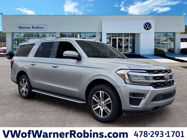 Iconic Silver 2022 Ford Expedition SUV / Crossover Four-Wheel Drive Automatic