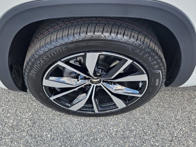 2026 Volkswagen Atlas SEL Premium R-Line - Photo 17