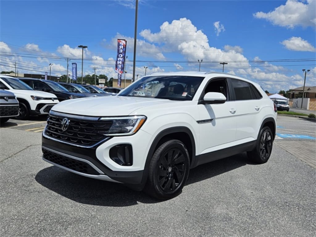 Certified 2024 Volkswagen Atlas Cross Sport 2.0T SE w/Technology SUV