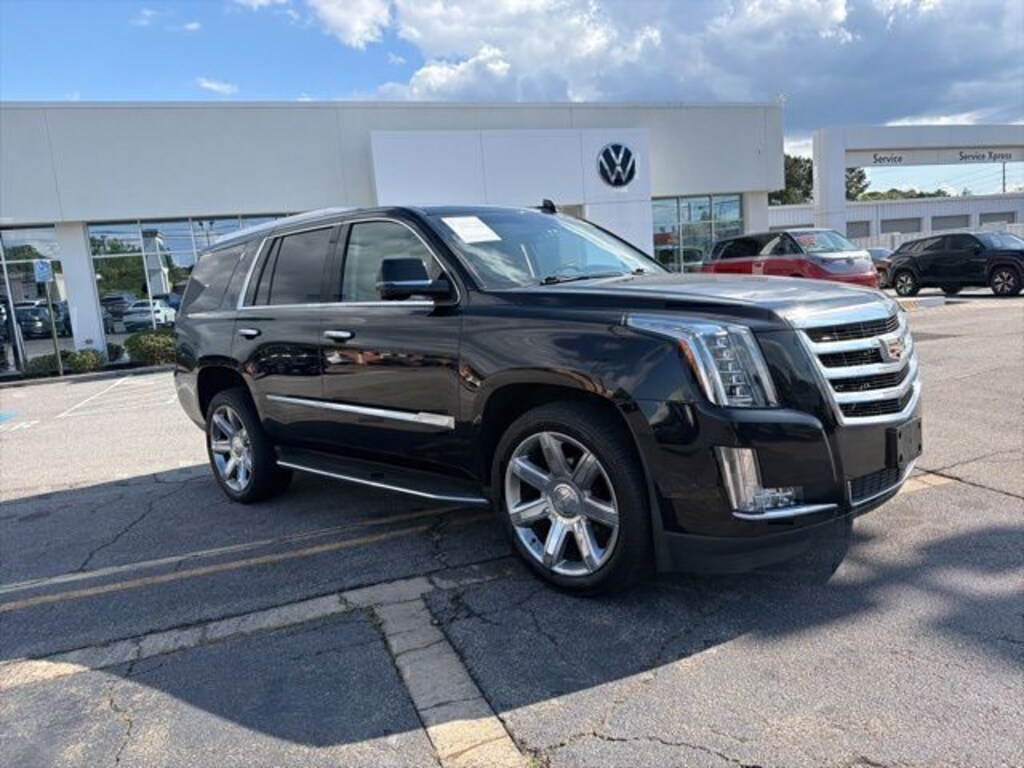 Used 2020 CADILLAC Escalade Luxury SUV
