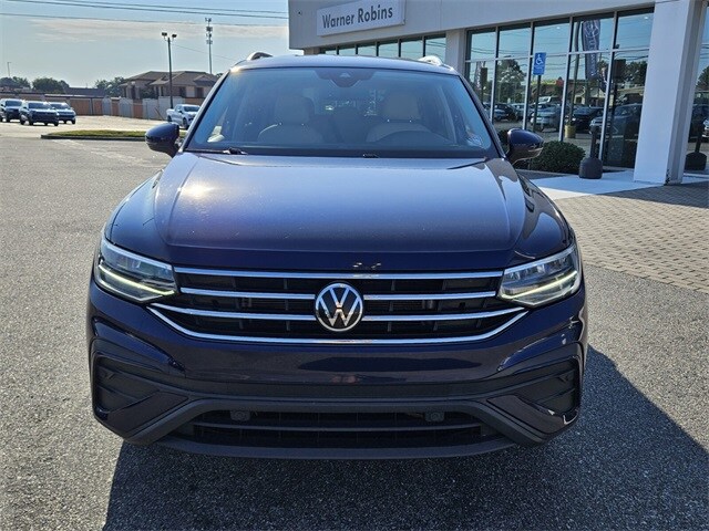 2022 Volkswagen Tiguan SE photo 2