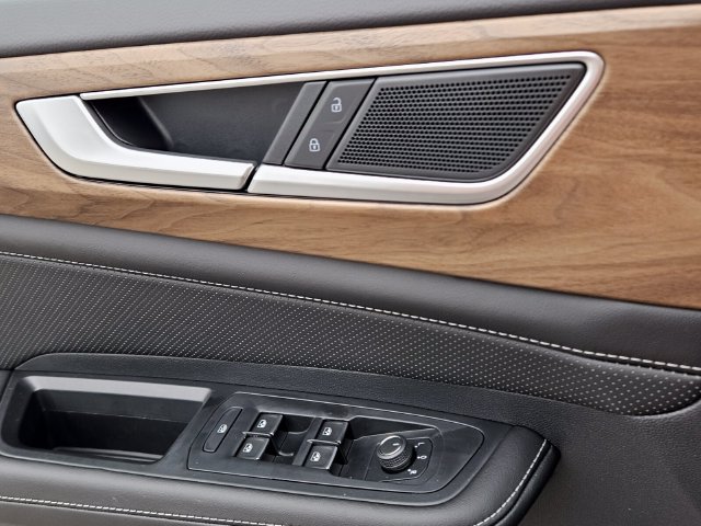 2026 Volkswagen Atlas SE w/Tech - Photo 30
