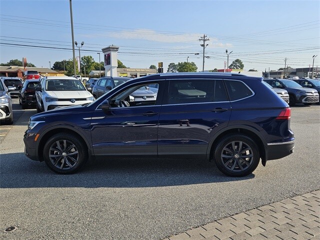 2022 Volkswagen Tiguan SE photo 4