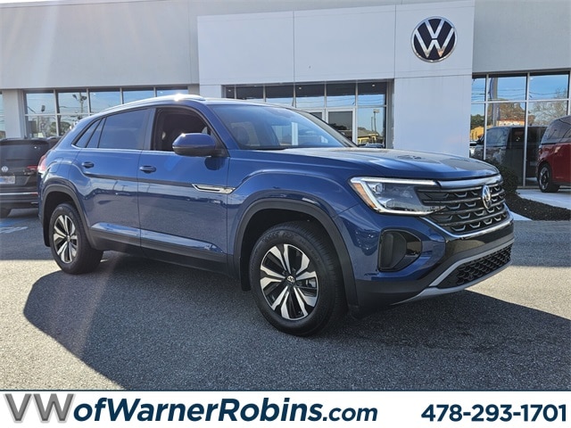 2025 Volkswagen Atlas Cross Sport SE's photo