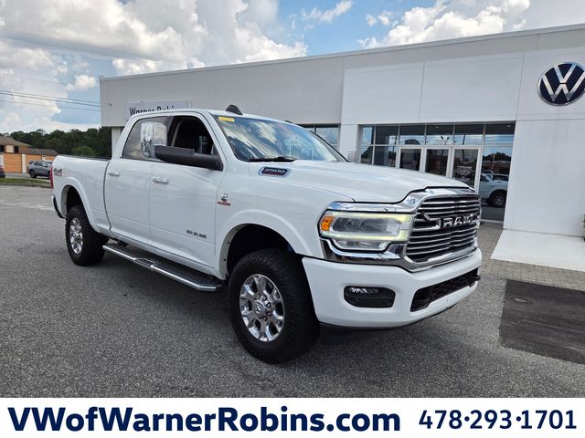 Bright White Clearcoat 2022 RAM 2500 Pickup Truck Four-Wheel Drive 6-Speed Automatic