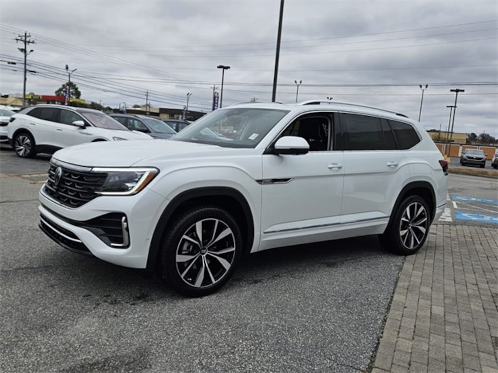 New 2026 Volkswagen Atlas 2.0T SEL Premium R-Line SUV