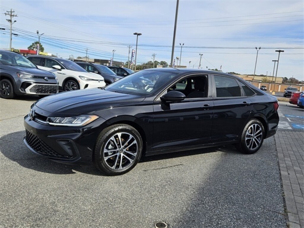 Used 2025 Volkswagen Jetta 1.5T Sport Sedan