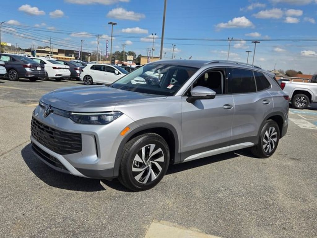 Used 2025 Volkswagen Tiguan 2.0T S SUV