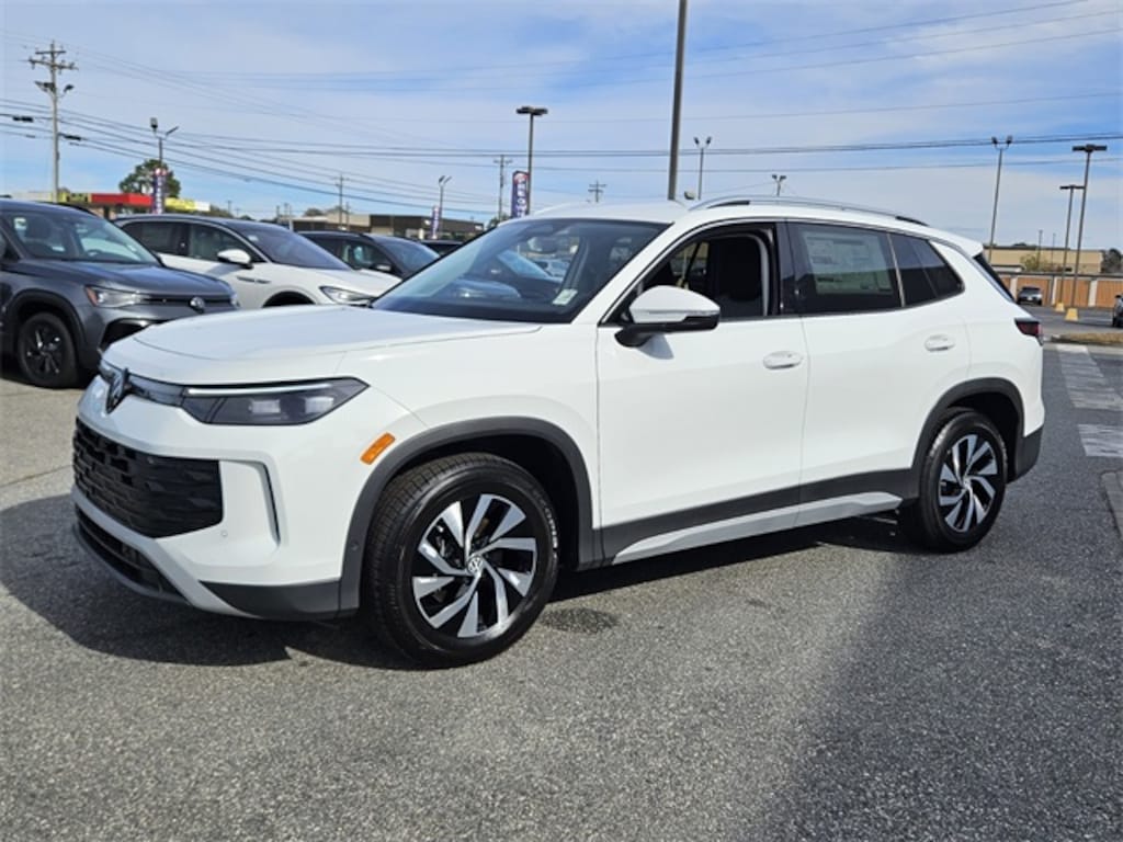 New 2025 Volkswagen Tiguan 2.0T S SUV