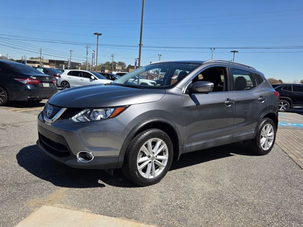 Used 2018 Nissan Rogue Sport SUV
