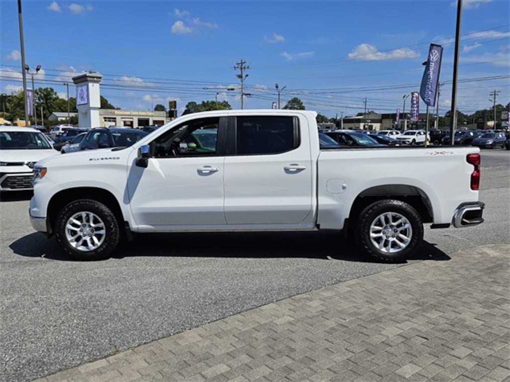 Used 2024 Chevrolet Silverado 1500 LT Truck Crew Cab