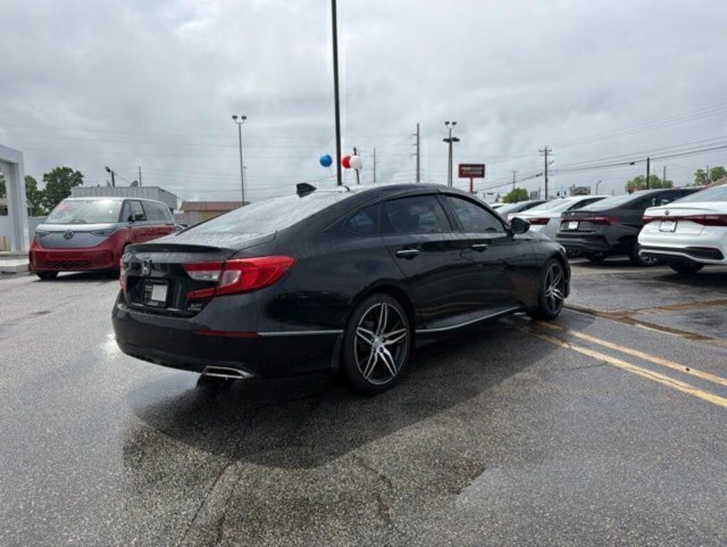 Used 2021 Honda Accord Touring 2.0T Sedan
