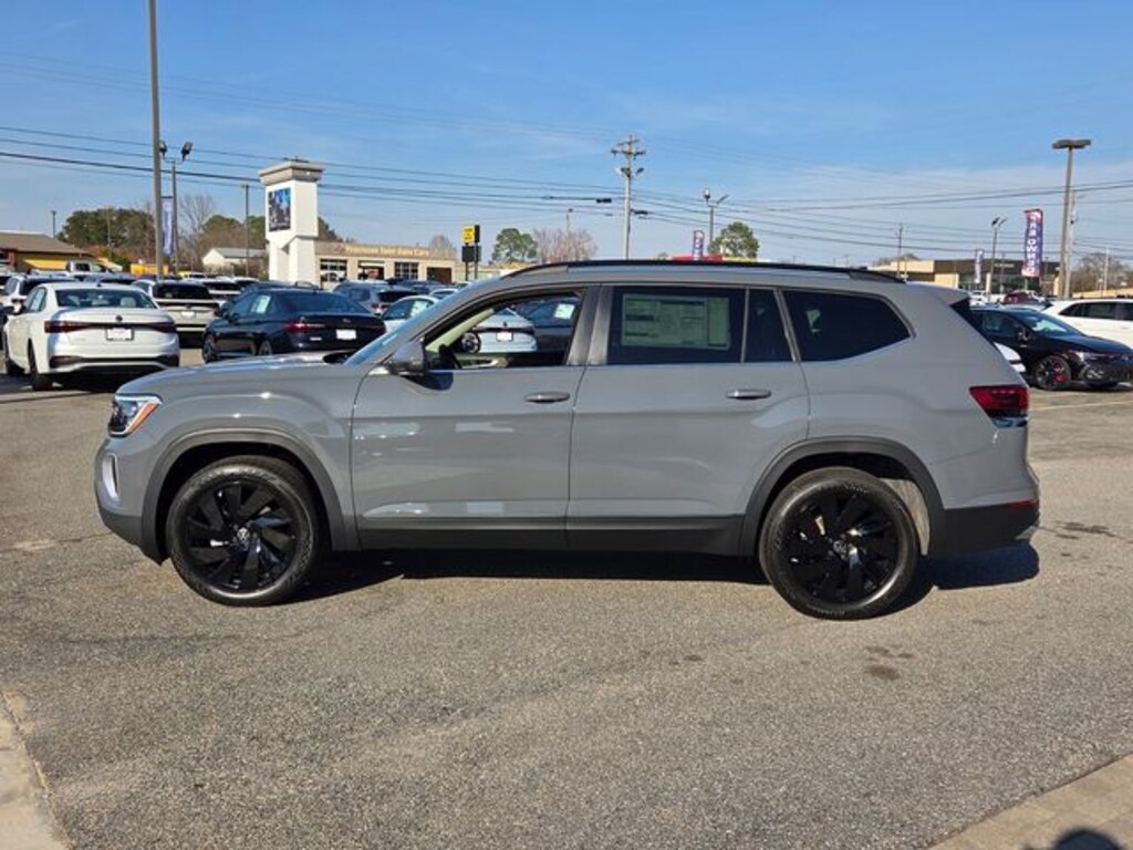 New 2026 Volkswagen Atlas 2.0T SE w/Technology SUV