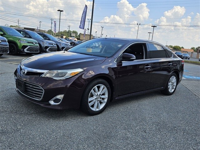 2015 Toyota Avalon XLE photo 3