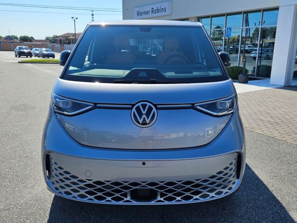 New 2025 Volkswagen ID. Buzz Pro S Plus Minivan/Van